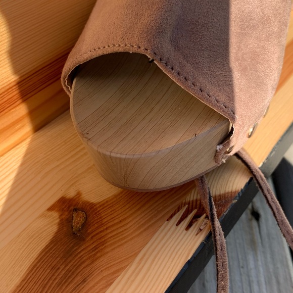 HOST PICK 🔥Lady Couture Ankle Tie Open Toe Sandal - Picture 6 of 8